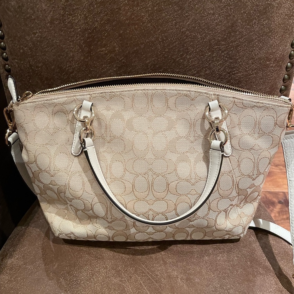 Coach Cream Signature Purse - Picture 3 of 7